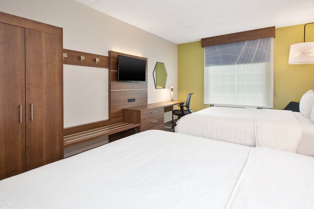Holiday Inn Express Hotel & Suites Warrenton by IHG - photo 6