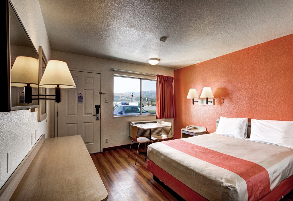 Park Inn by Radisson Wells - photo 16
