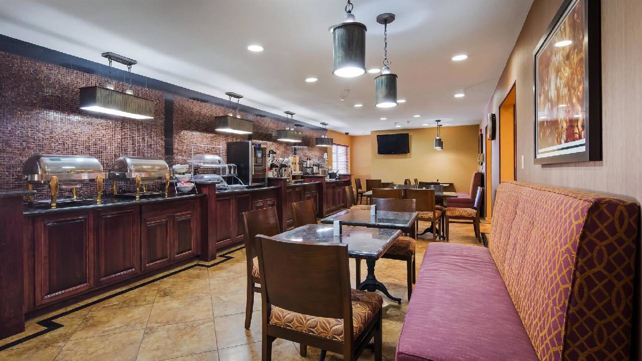 Best Western J. C. Inn - photo 25