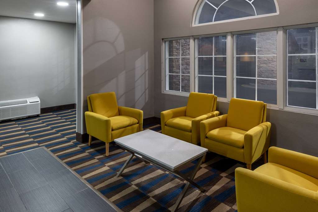 Microtel Inn & Suites by Wyndham Bossier City - photo 14