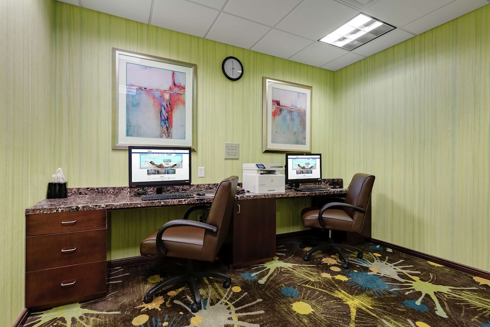 Hampton Inn & Suites Adairsville Calhoun Area - photo 31