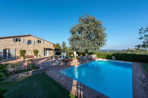 Villa Porri by MMega — 4-Star Luxury Hotel in Siena, Italy