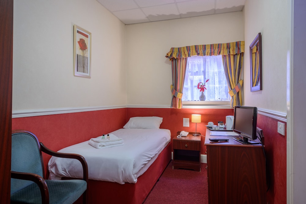 Bournemouth Sands Hotel — Bournemouth — photo 4