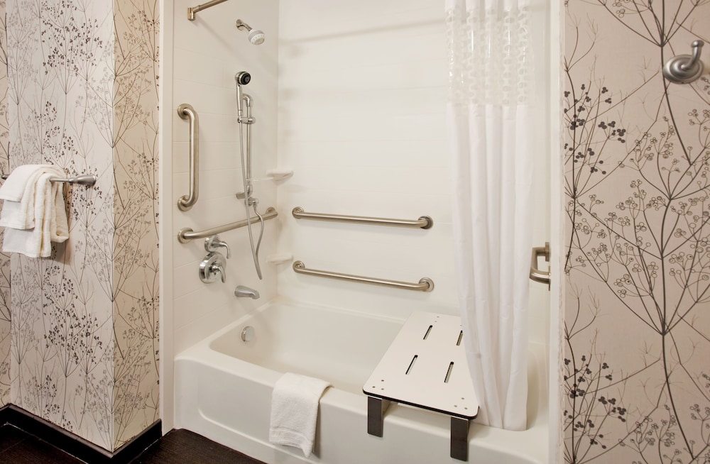 Hampton Inn & Suites Columbia South Fort Meade Area - photo 33