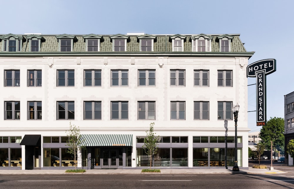 Hotel Grand Stark - photo 65