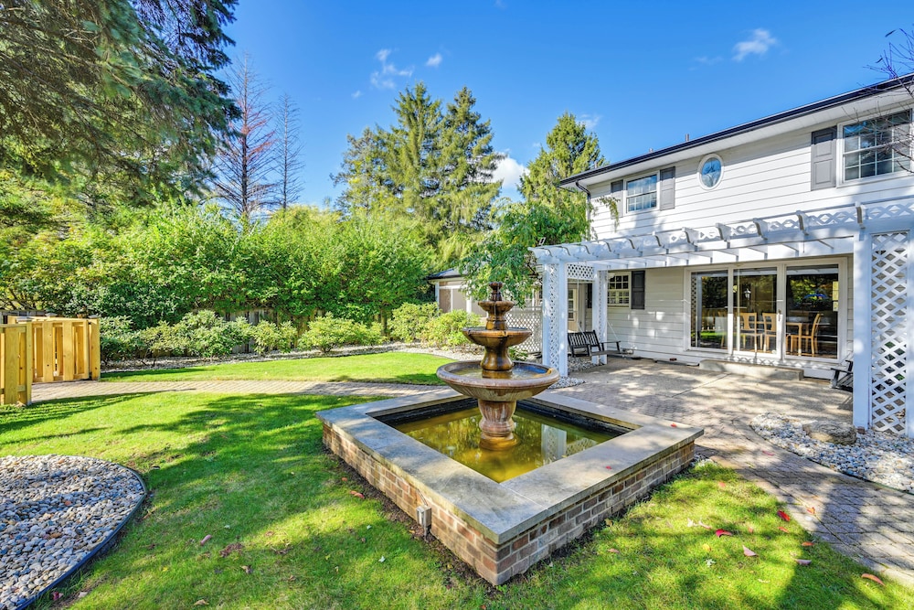Pet Friendly Private Pool And Home Theater 22325300 — Buchanan