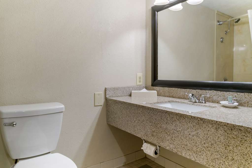Best Western Greenfield Inn - photo 55