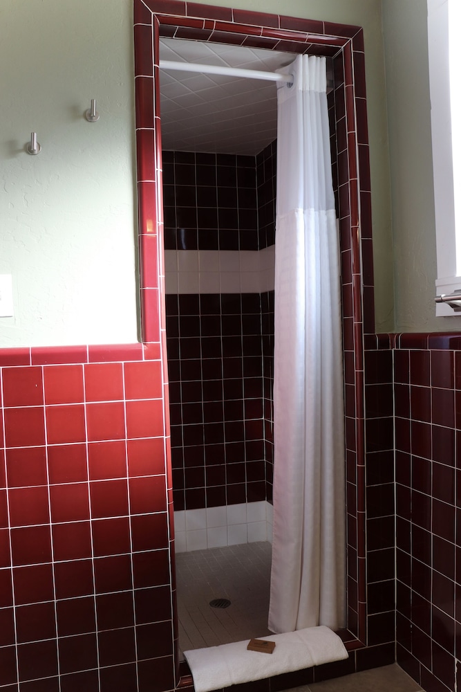 Evergreen Motel - photo 48