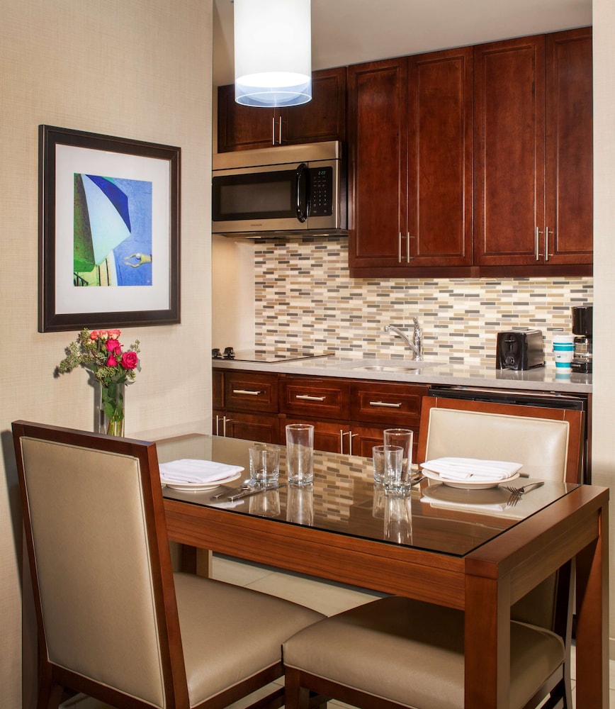 Homewood Suites by Hilton Miami Dolphin Mall - photo 7