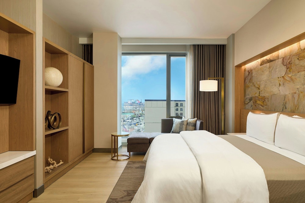 The Westin Flushing LaGuardia Airport - photo 10
