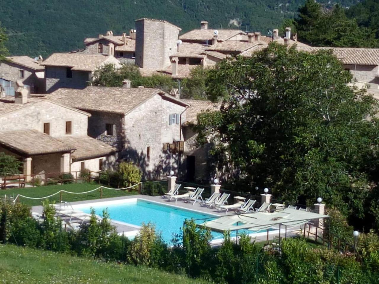 Castello di Acera — hotel in Campello Sul Clitunno