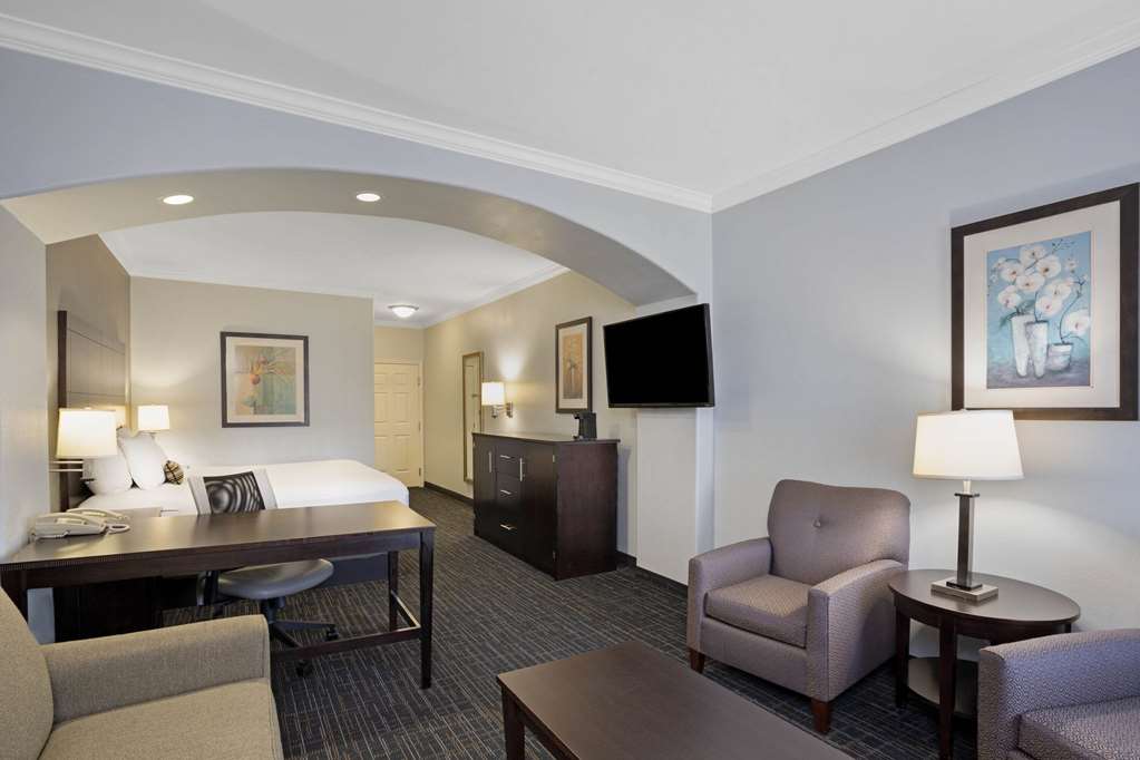 Sonesta Essential Houston Westchase - photo 18