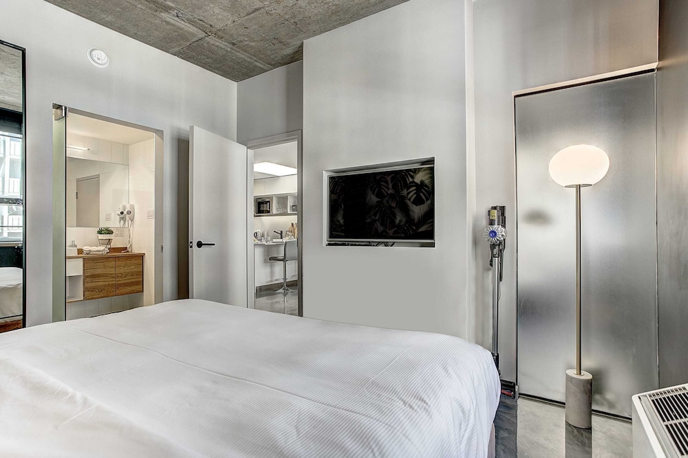 Pierce Boutique Apartments photo 4