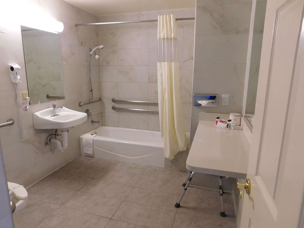 Days Inn by Wyndham Novato San Francisco - photo 28