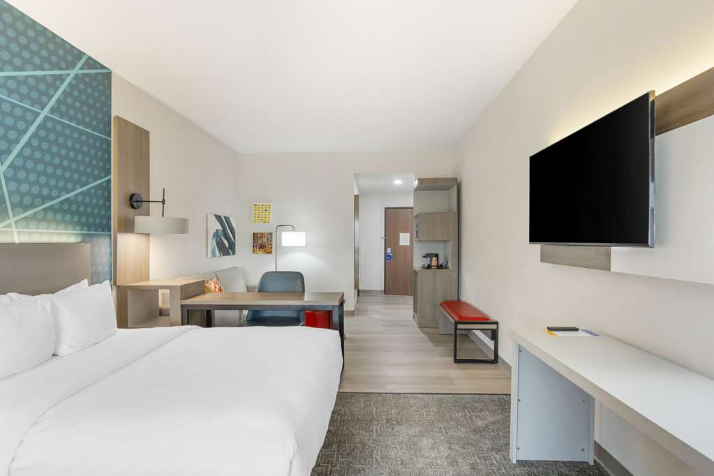 Comfort Suites Bloomsburg - photo 29
