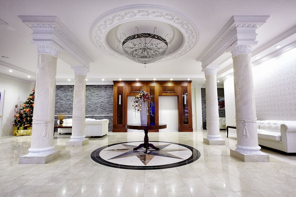 Hotel Splendor — hotel in Stare Babice