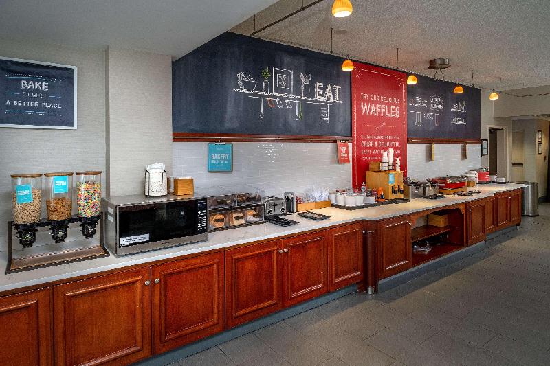 Hampton Inn Charleston Downtown - photo 98