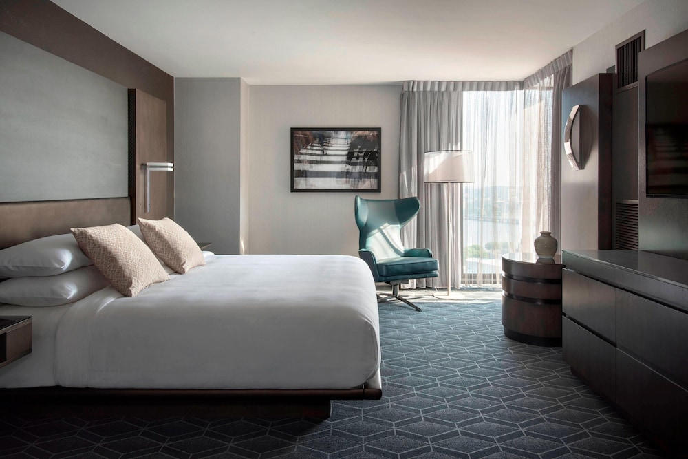 Boston Marriott Cambridge - photo 13