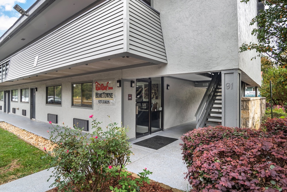 Red Roof Inn Greenville - photo 10