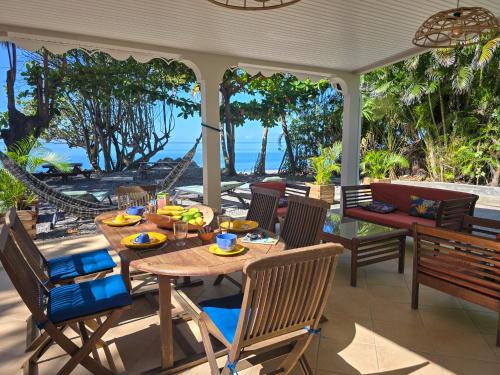 Ti Kay Paradi T3 Les pieds dans l’eau in Saint-Pierre, Martinique
