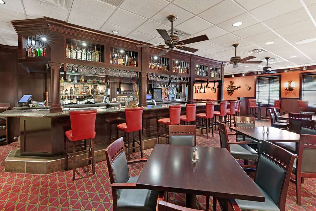Best Western Plus Burlington - photo 9