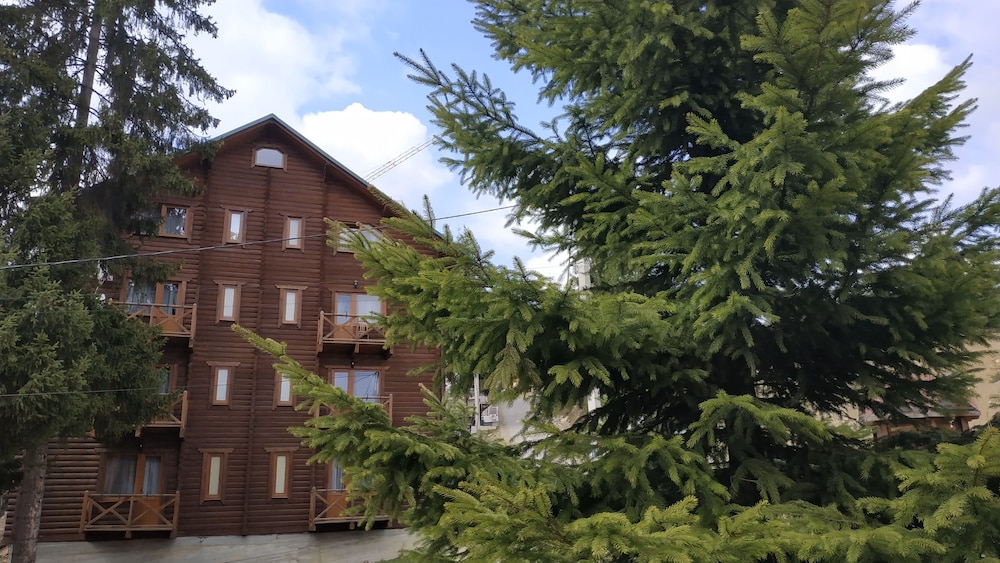 OsterPlatz Hotelcomplex in Nadvirna, Ukraine