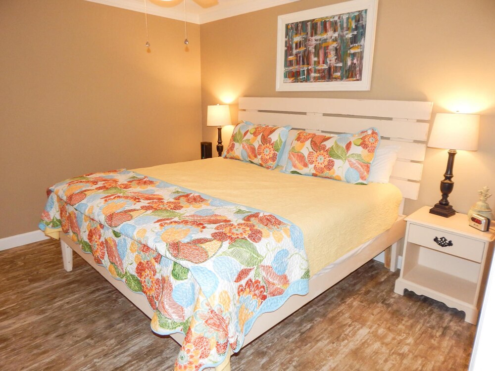 065 Surf Club B5 - photo 3