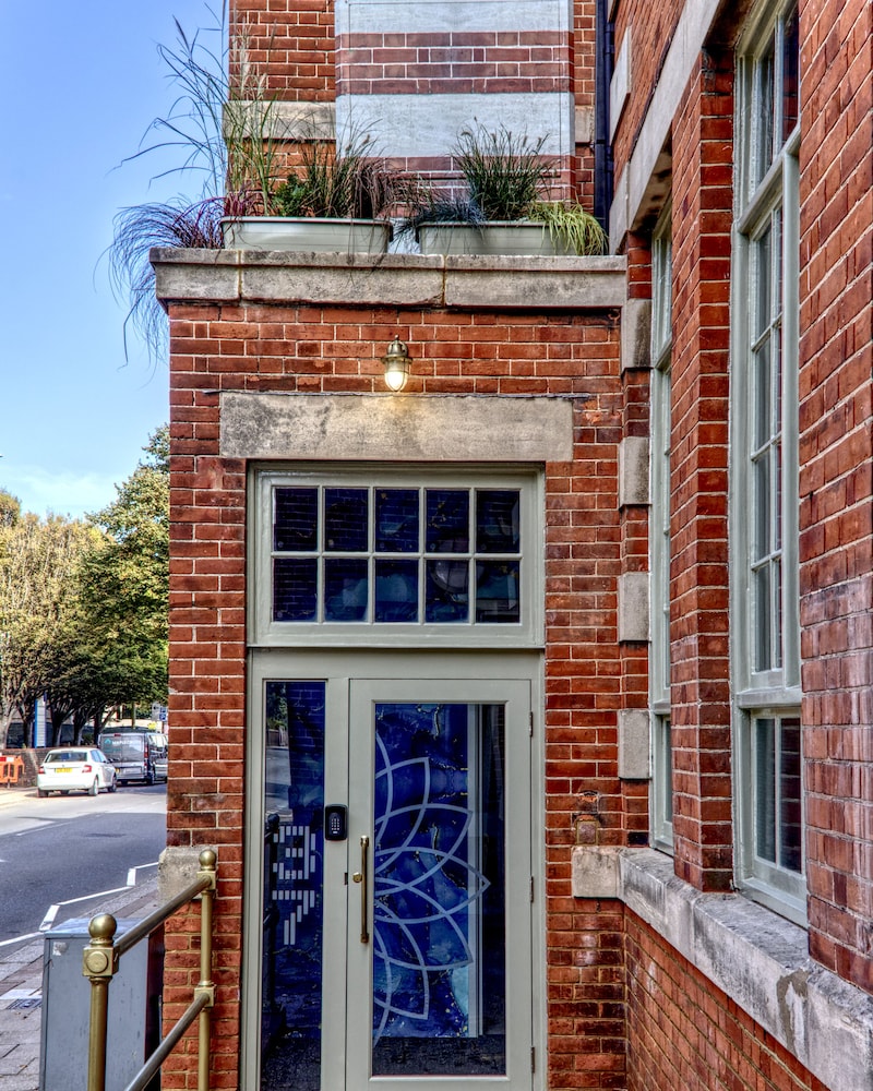 Sleep in Worthing, United Kingdom