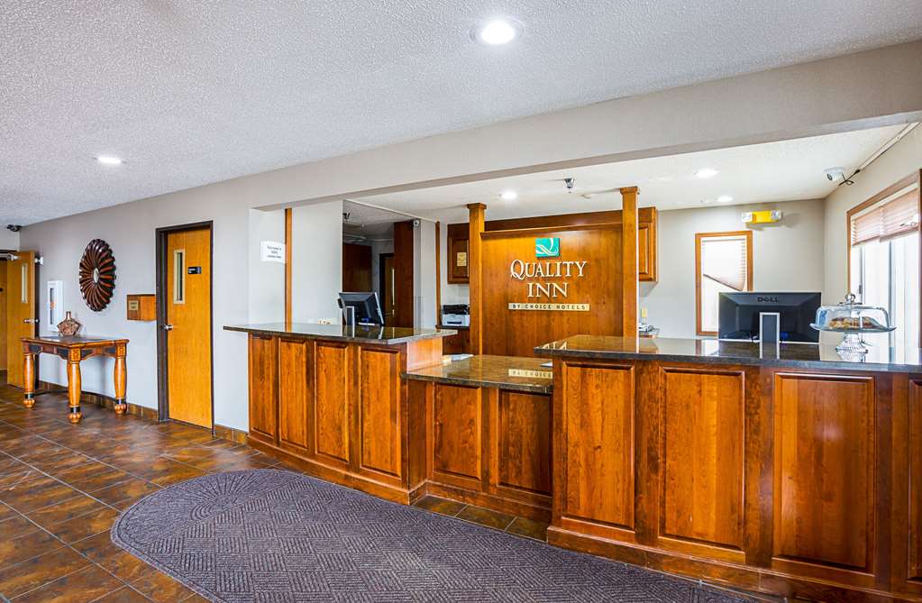 Quality Inn Mitchell I 90 — Mitchell — photo 3