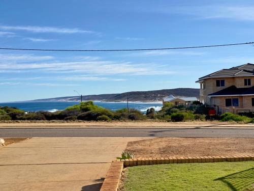 Cliffs Unit 1 Kalbarri WA — hotel in Kalbarri