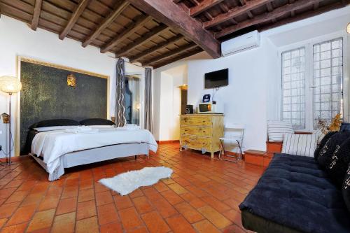 3Chic Maison Colosseo — 4-Star Luxury Hotel in Monti, Italy