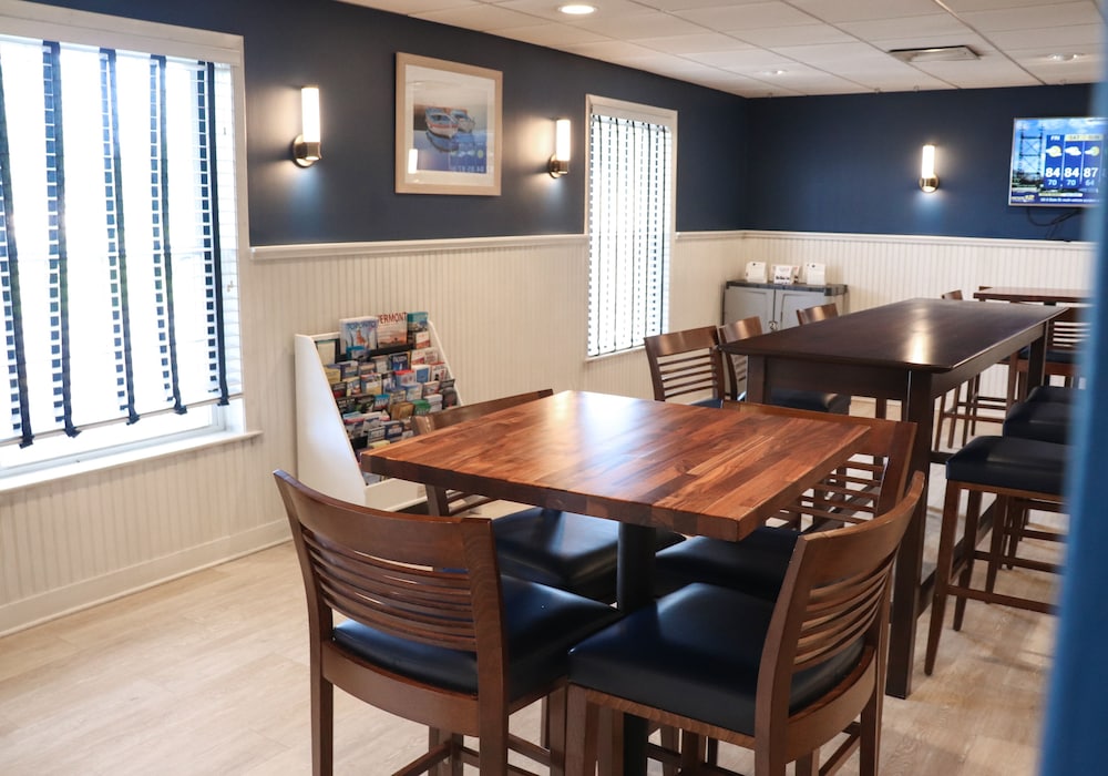 The Circle Hotel Fairfield - photo 3