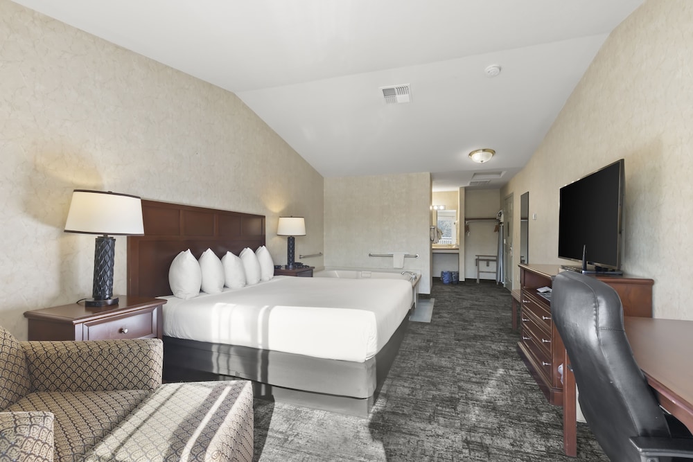 The Beach House Inn - photo 18