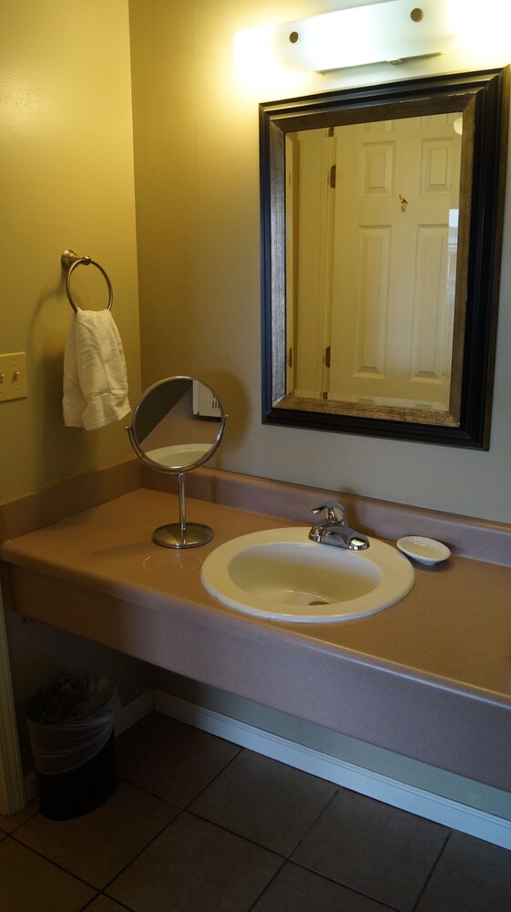 Springs Motel KY - photo 23