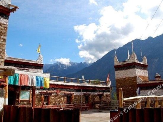 Zhawacuo Style Inn in Zhanggu, People's Republic of China