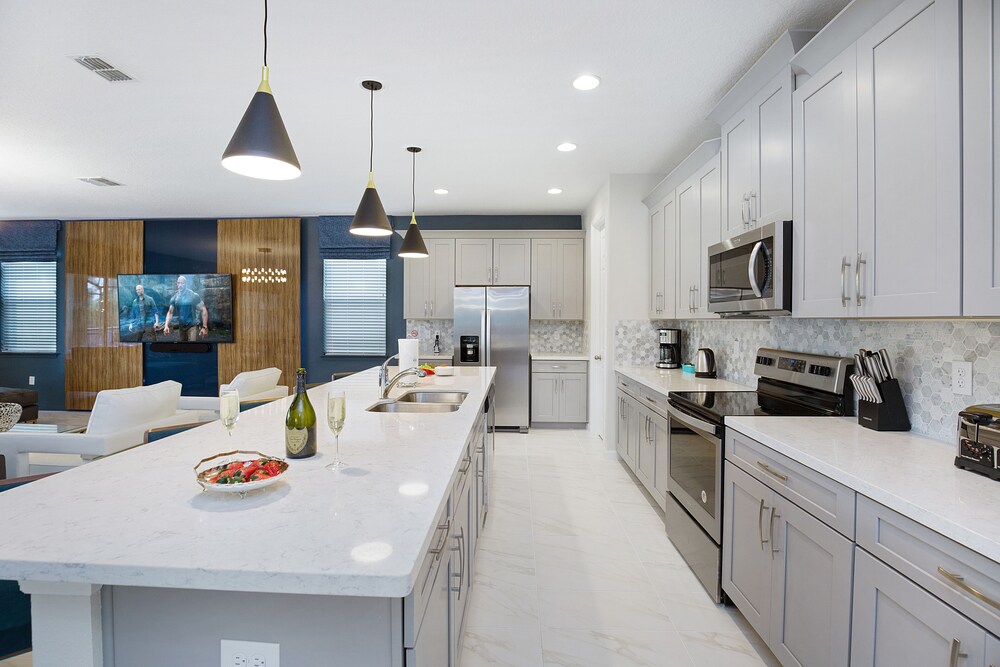 Solara Resort Luxury 9 Bedroom Homes - photo 107