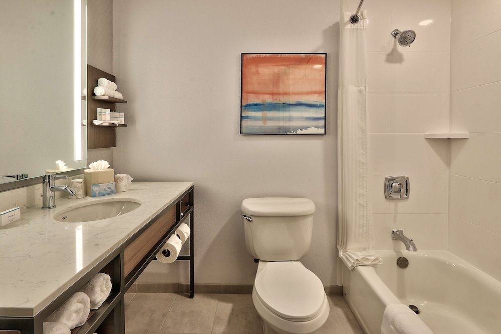 Hilton Garden Inn Albuquerque Journal Center - photo 20
