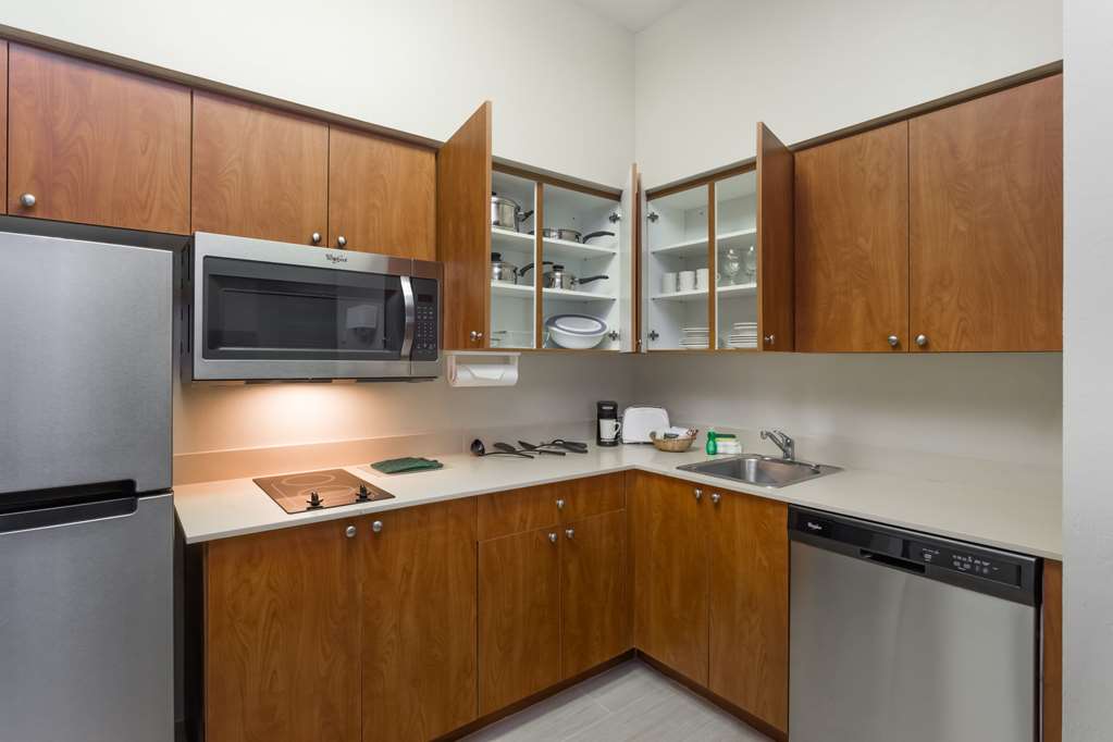 Hawthorn Extended Stay by Wyndham Naples - photo 26