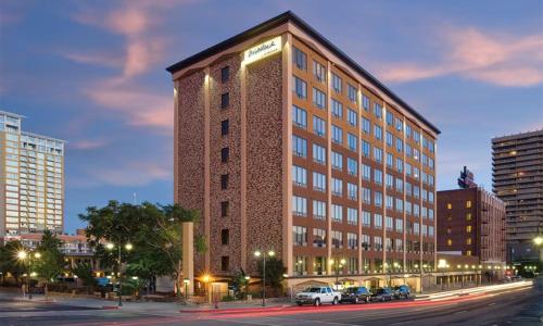 Enjoy all Reno has to offer in this 2BD resort condo with outdoor pool or hot tub