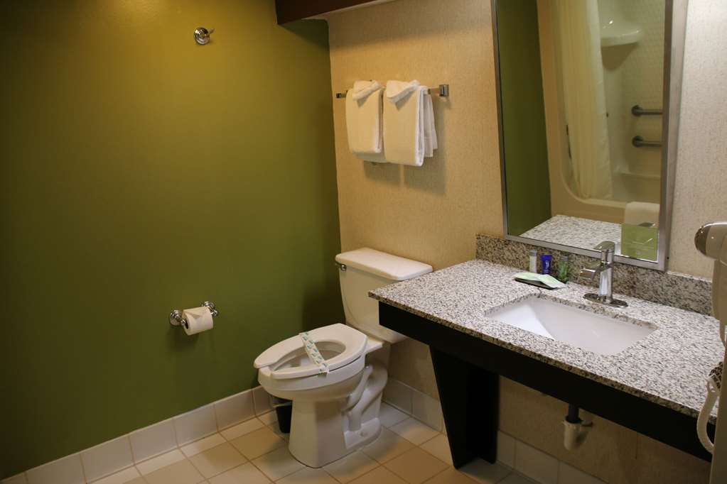 Sleep Inn near Great Lakes Naval Base - photo 17