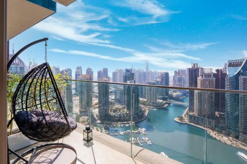 Luxurious 3BR Maid room 33rd Floor Marina Gate — 5-Star Luxury Hotel in Dubai, United Arab Emirates