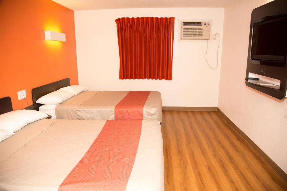 Motel 6 Omaha - photo 23