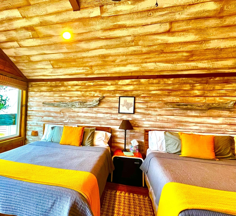 The Alexander at Creek Road - photo 12