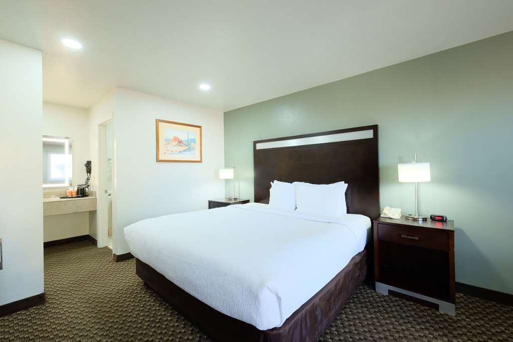 Quality Inn Holbrook near Petrified Forest - photo 13