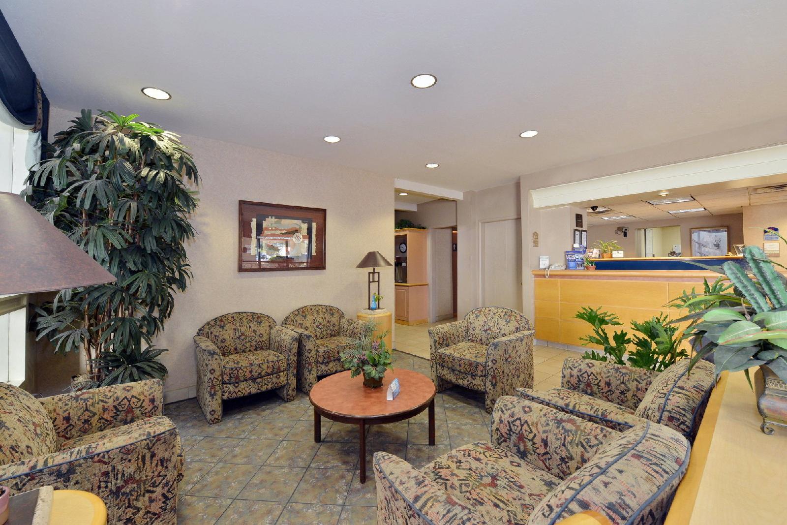 Ramada by Wyndham Mesa Downtown - photo 26