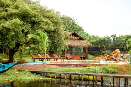 Nagara Lake Glamping Resort in Unknown City, Sri Lanka
