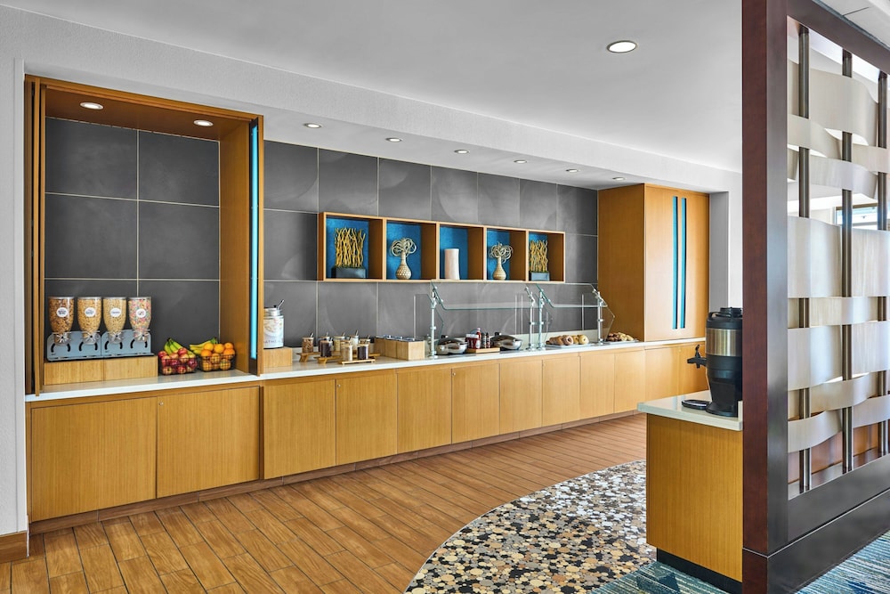 SpringHill Suites Lumberton - photo 22