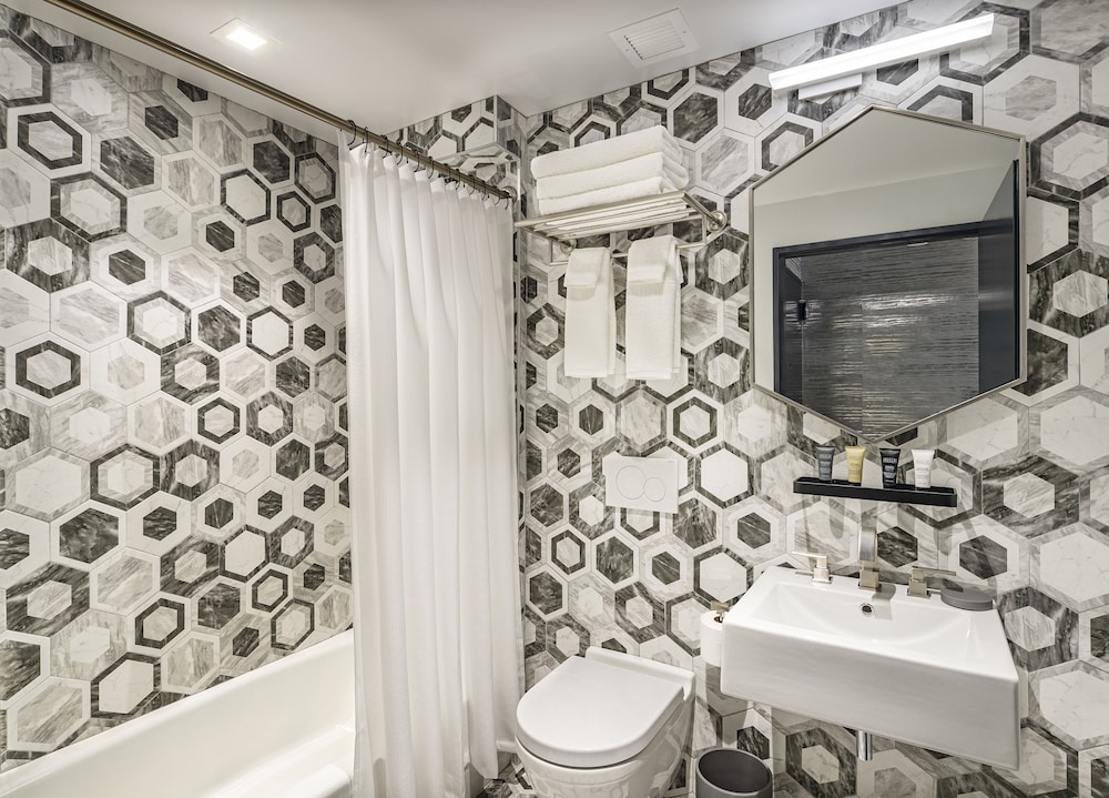 The Fidi Hotel - photo 24
