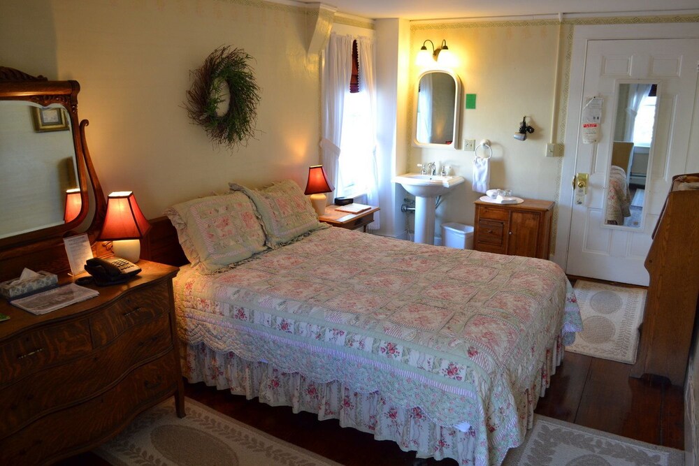 Dowds Country Inn - photo 14