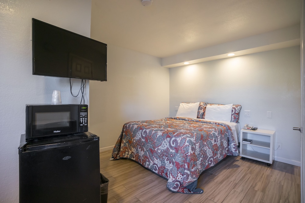 Berkeley Inn - photo 4